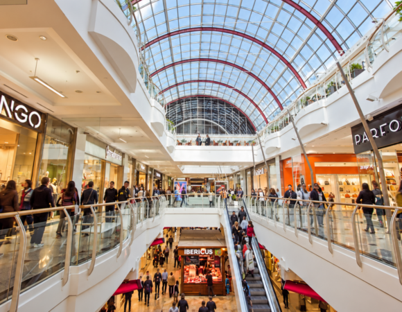 CENTROS COMERCIALES EN BARCELONA: COMPRAS Y ENTRETENIMIENTO